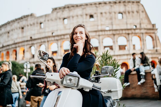 Rome Vespa Small Group Tour with Photoshoot - Fontana dell’Acqua Paola, Il Fontanone, and the view that lands