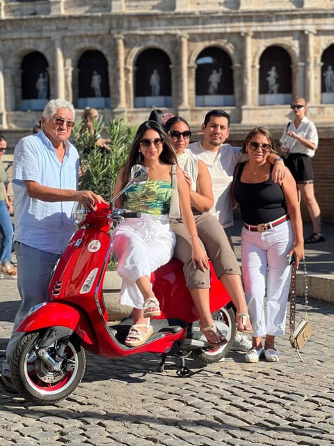 Rome: Vespa Tour & Professional Photoshoot - Circus Maximus to Trastevere: Rome Seen From the Road