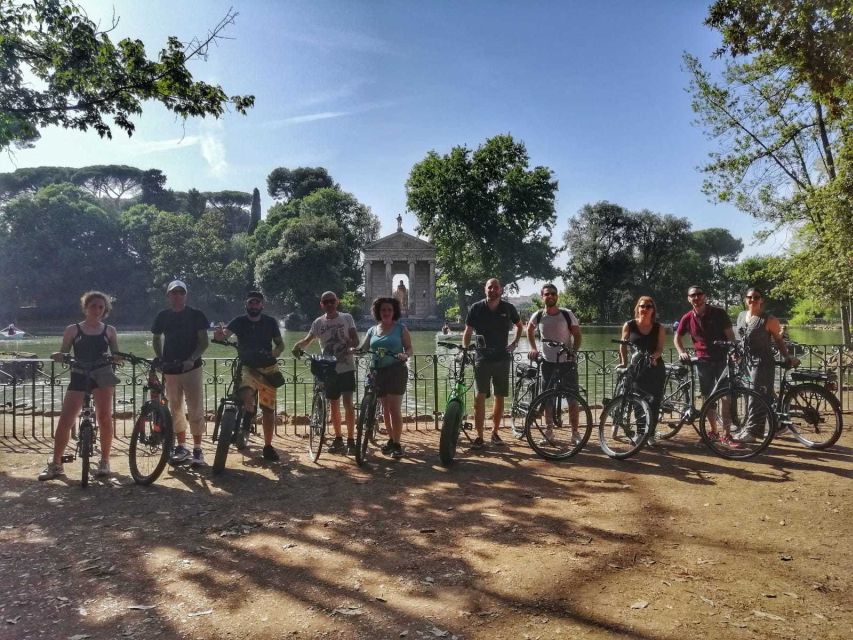 Rome: Villa Borghese E-Bike Tour - E-bike comfort and safety rules in Rome traffic terms