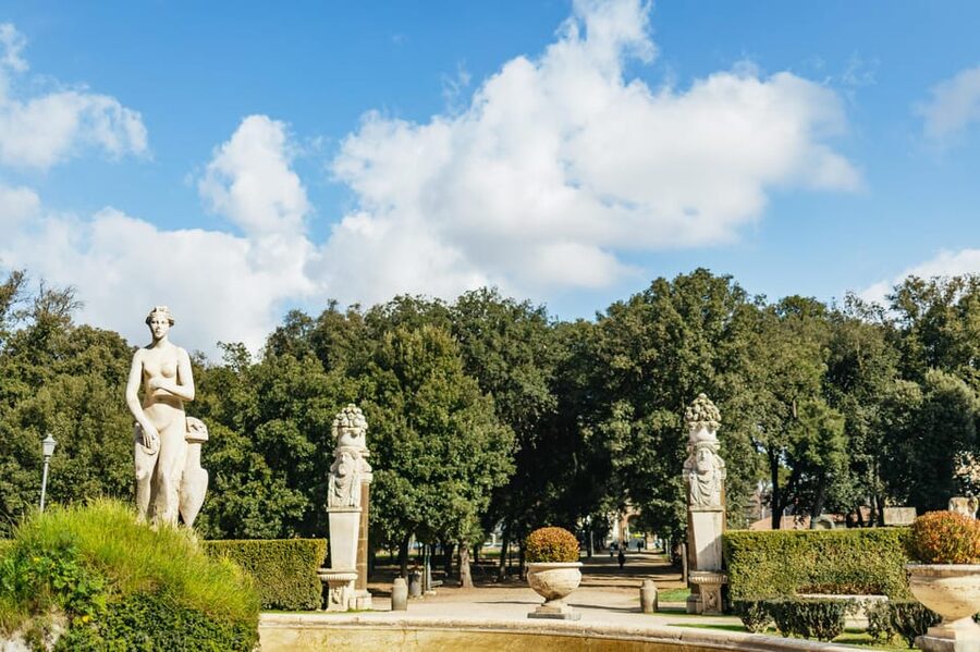 Rome: Villa Borghese, Villa Ada, and Coppedè E-Bike Tour - Guides, languages, and the kind of attention you get