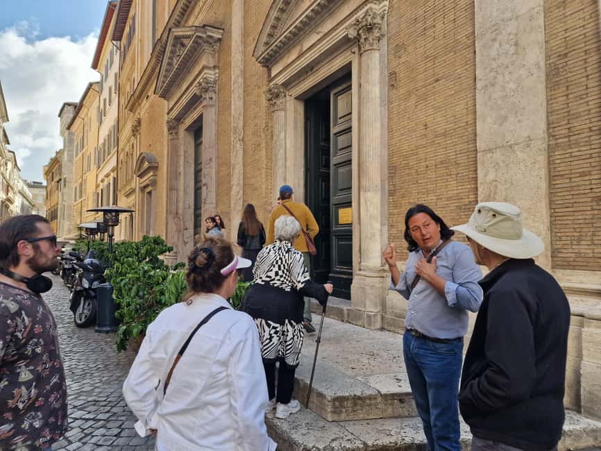 Rome: Walking Tour of World War 2 in Rome - Roman Forum and Capitoline Hill: how ancient Rome got repurposed