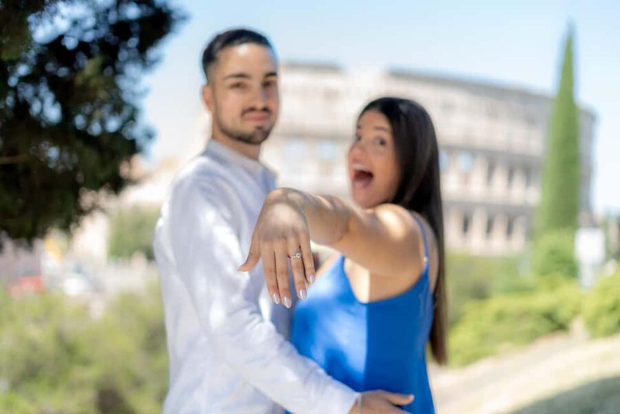 Secret Proposal Photoshoot in Rome + Reel - Giardinetto del Monte Oppio, a 30-minute romance zone
