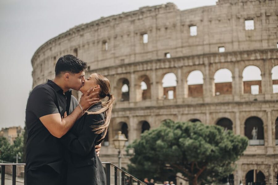 Secret Proposal Photoshoot in Rome + Reel - Timing and pacing, 40 minutes to 1.5 hours