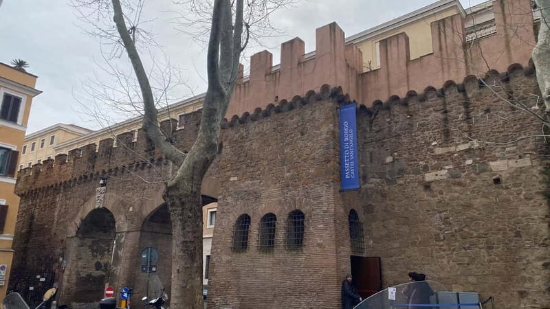 Secrets of the Passetto: Vatican's Hidden Path of Mystery - Key highlights to look for