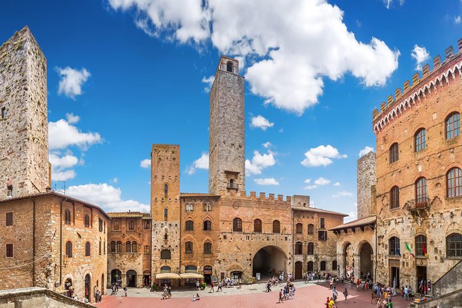 Siena and San Gimignano Day Tour from Rome - Torre del Mangia and Palazzo Pubblico, a short stop with real payoffs