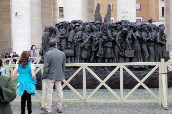 Sistine Chapel and Vatican Museum Guided Tour - Small Group Size, Big Difference
