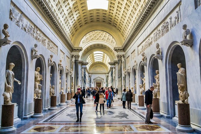 Sistine Chapel and Vatican Tour - Small-group size, shared format, and why crowds are part of the deal