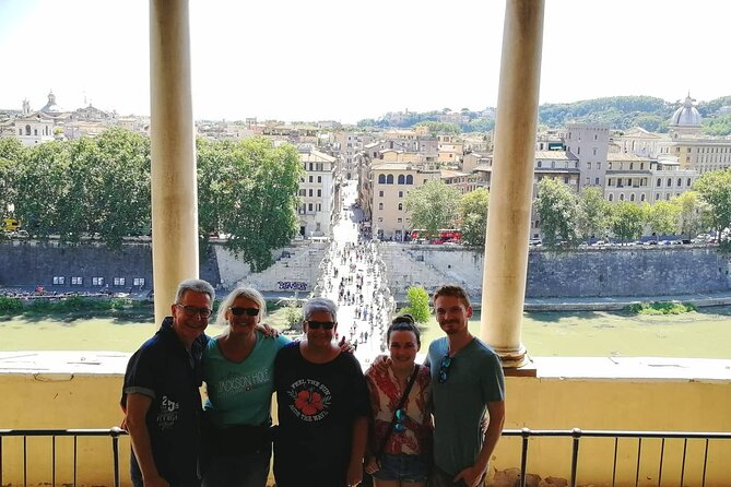 Skip the line Castel Sant'Angelo Tour tiered price - A private tour in 2 hours: What you gain, what you might miss