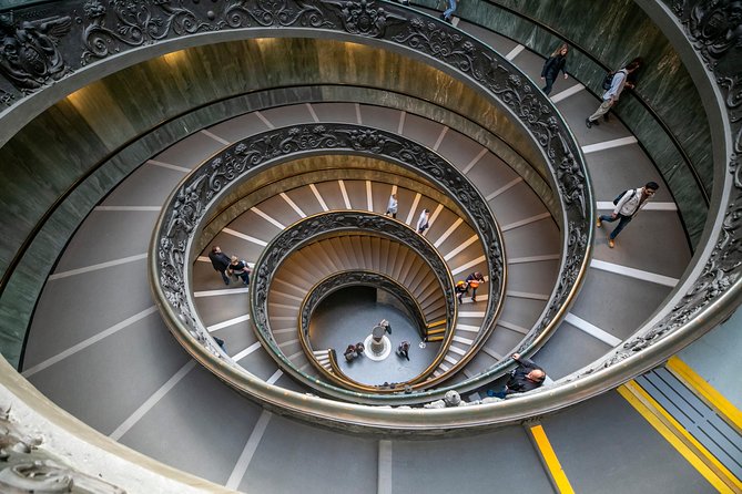 Skip-the-line Sistine Chapel & Vatican Highlights Guided Tour - St. Peter’s Square: Bernini Details and the Photo Moment