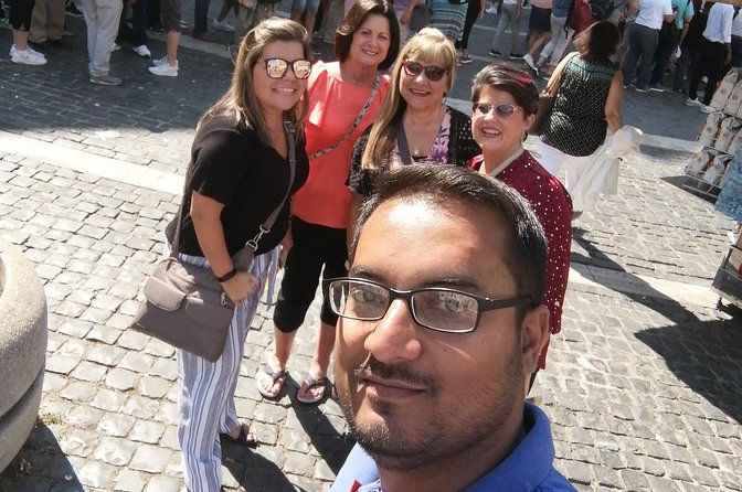 Skip-The-Line: Sistine Chapel & Vatican Tour with A Guide - Vatican Museums: the practical art strategy for a short guided window