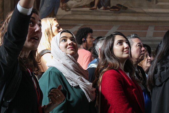 Skip-the-Line Vatican Museum, Sistine Chapel & St Peter Basilica - The Vatican Museums in 1 hour: how to see without panicking