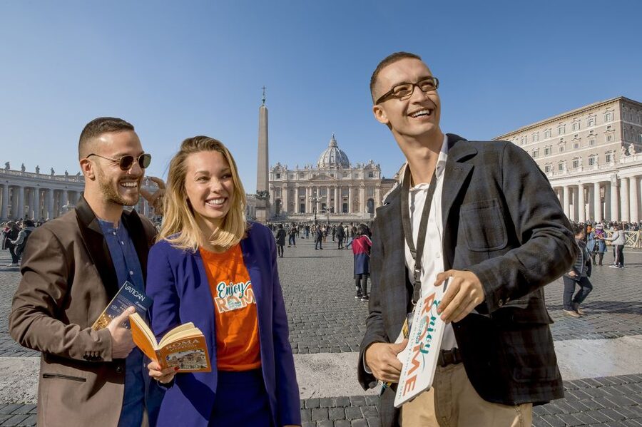 Skip the line Vatican Museum Sistine & St.Peter Private Tour - Your 3-hour game plan from Ottaviano to St Peter’s