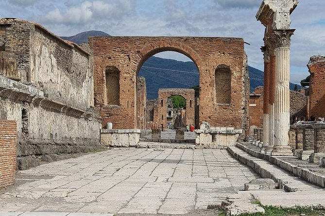 Small-Group Full-Day Pompeii, Positano and Amalfi Coast from Rome - Who should book this Pompeii and Positano day trip
