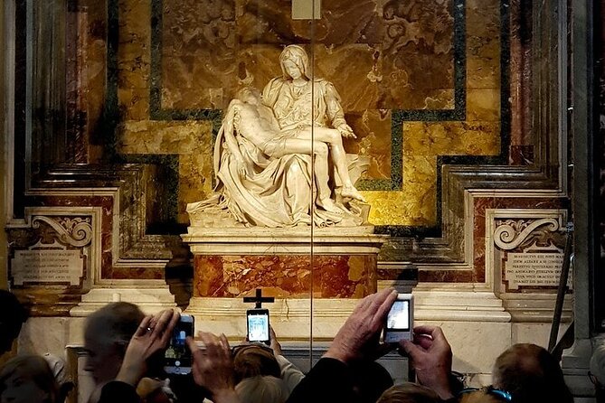 Small Group Guided Tour of St Peter Basilica - Stop 5: Vatican Grottoes, the calm layer under the church