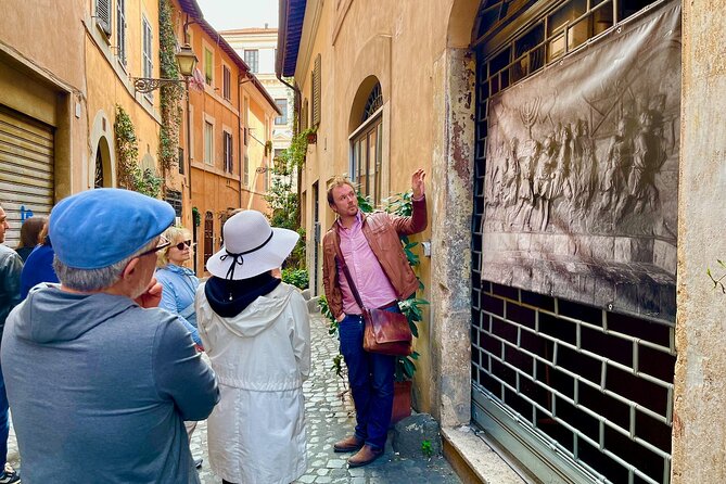 Small Group Rome's Jewish Ghetto and Trastevere Tour - The smart way this tour balances power, faith, and neighborhood life