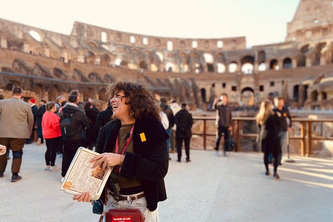Small Group Tour of Colosseum With Dungeons - Palatine Hill emperor houses and a city view
