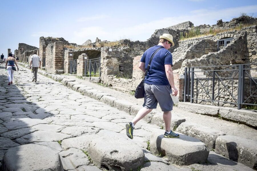 Sorrento & Pompeii Day Trip from Rome Audio Guide Tour - The Return Ride to Rome: Breaks, Fatigue, and Timing