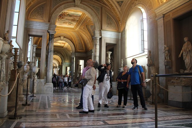 Spanish Small Group Tour of the Vatican Museums, Sistine Chapel & St. Peter's - Price and value for $118: what you get, and what you do not