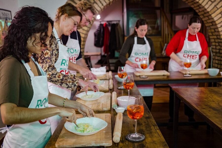 Spritz and Spaghetti Traditional Cooking Class in Rome - Practical tips so your night goes smoothly