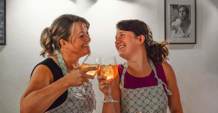 Spritz and Spaghetti Traditional Cooking Class in Rome - Finding the kitchen and timing your night on Via Cesare Balbo
