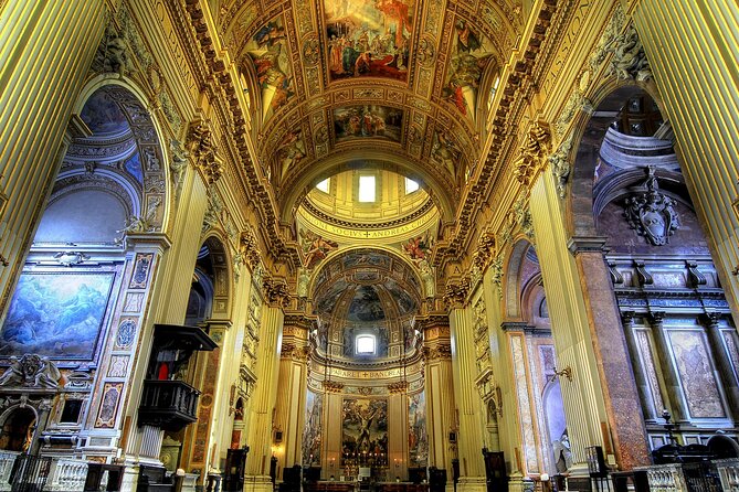 St. Peter's Basilica and Papal Grottoes Guided Tour - Where you meet and how the tour typically feels in Vatican logistics