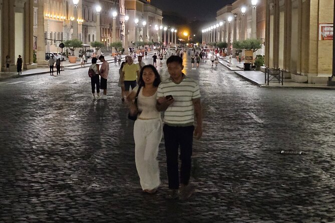 St. Peter's Basilica Dome to Underground Grottoes Tour - The Vatican Grottoes: the crypt under the altar, minus the postcards