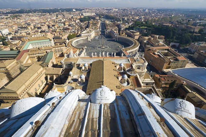 St. Peter’s Basilica Priority Access Tour with Dome & Crypt - Meeting at Caffè Leonina, then past the crowd surge