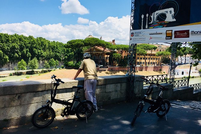 Sunrise in Rome: Small Group E-Bike tour with Italian Breakfast - The rest of Rome, plus guide energy and photo help
