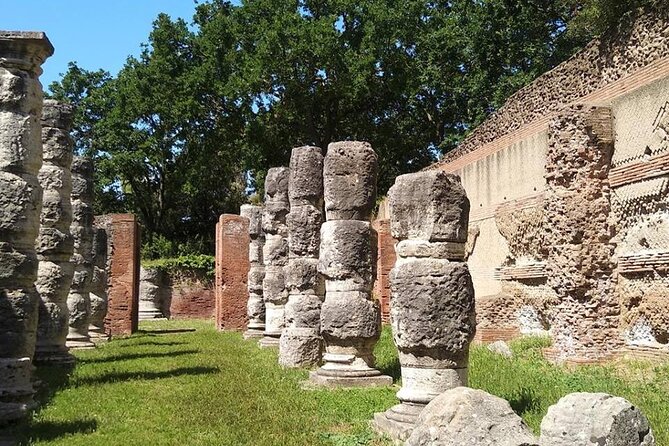 Surroundings of Rome on Vespa - Porto di Traiano and Fiumicino: from Claudius and Trajan to lunch by the water