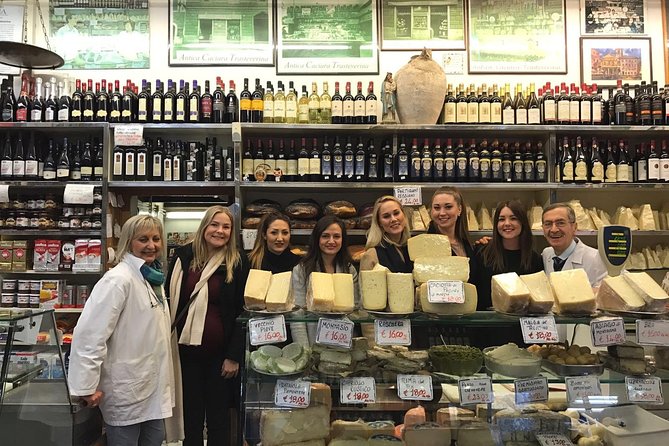 Taste Rome: Exploring Trastevere’s Culinary Secrets with a Local - Roman pizza romana: thin, crunchy, and street-smart