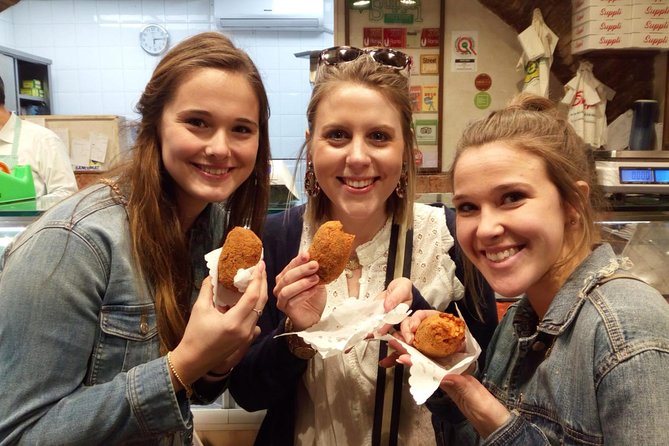 Tasty Trastevere Street Food Tour in Rome from Tiberine Island to Ponte Sisto - Piazza Trilussa: The Stop Where the Food Builds Momentum