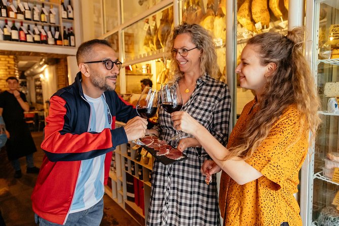 The 10 Tastings of Rome: The Vatican Private Food Tour - Private guide energy: why “only you and your guide” pays off