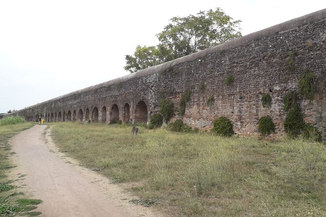 The Appian Way e-bike tour - Stop-by-Stop: Stadium-Scale Views, Caracalla-Era Baths, and Porta San Sebastiano