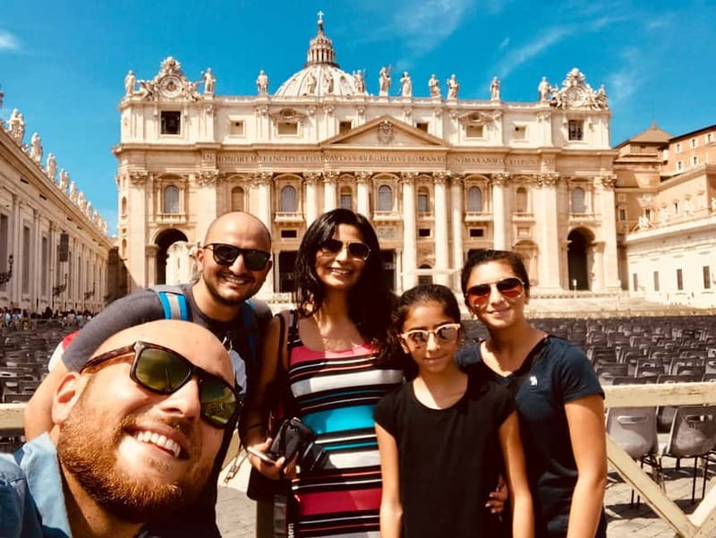 Top to Bottom Saint Peter's Basilica Tour with Dome Climb - Meeting at Piazza Pio XII: How to Find Mondo Cattolico