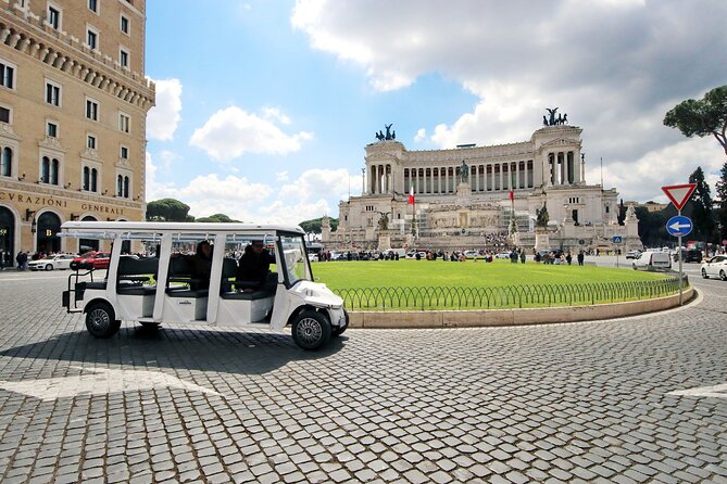 Tour of Rome in 7 Seater Golf Cart - Janiculum Hill View for the Best Skyline Break