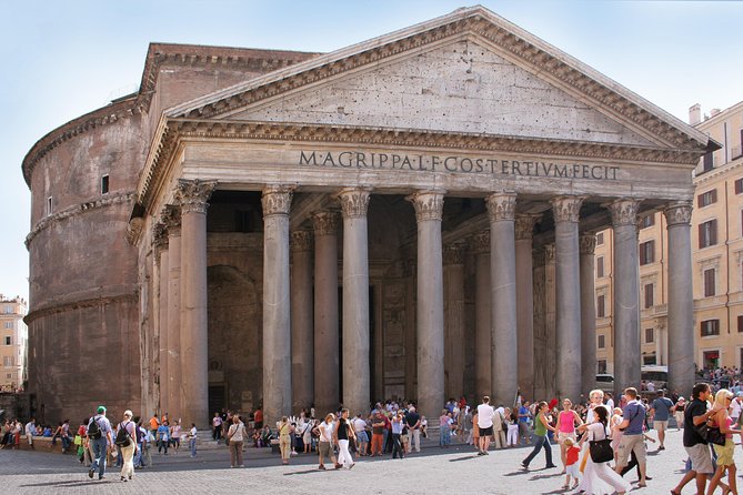 Tour of Rome:Trevi Fountain, Spanish Steps,Pantheon with Italian Ice Cream - Meeting, pacing, and what the itinerary actually feels like