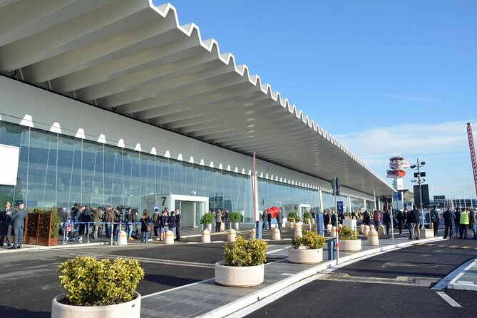 Transfer Rome Airport to Rome city - The ride into Rome city: private, direct, and flexible