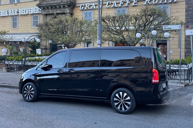 Transfer Rome to Airport or Airport to Rome Fiumicino/Ciampino - Finding Your Driver at N.C.C. for Airport Arrivals