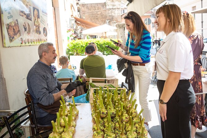 Trastevere & Campo de' Fiori Street Food Tour, Eat Like a Local - The guides make the difference: personalization, humor, and follow-up tips