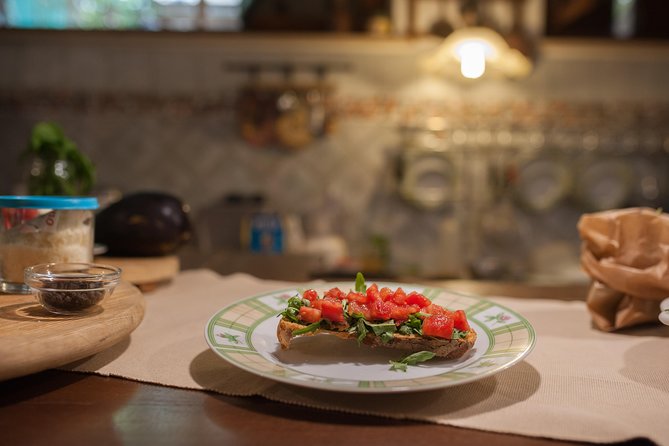 Typical Dining & Cooking Demo at Local's Home in Rome - Who Should Book This Rome Cooking Class?