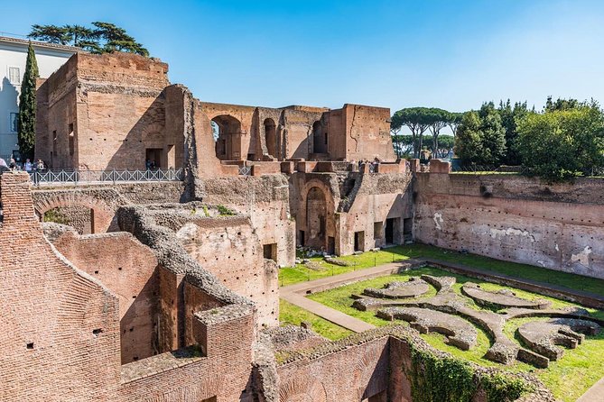 Ultimate Colosseum, Roman Forum & Palatine Hill Small Group Tour - Palatine Hill: Noble Palaces, Wolf Legend, and Big Views