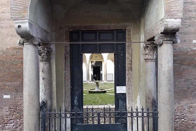Underground Rome Tour: St. Clement and Celian Houses - Key points at a glance