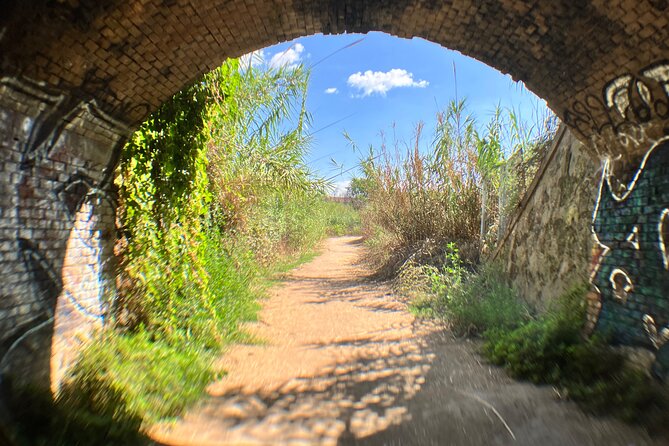 Urban Hike to the Aqueduct Park in Rome - Parco degli Acquedotti and Appia Antica: Views, Shade, and Big Ruin Scale
