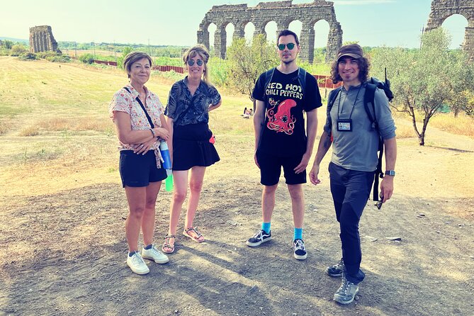 Urban Hike to the Aqueduct Park in Rome - Tor Fiscale Park: Nature and Aqueducts Under One Roof