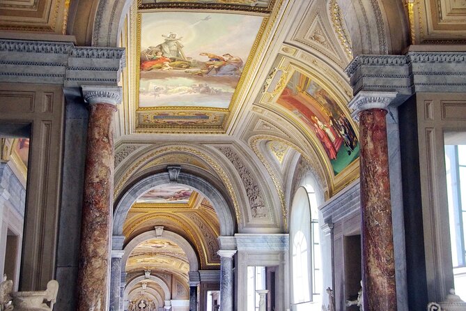 Vatican and Sistine Chapel Guided Tour with Skip-the-Line - Sistine Chapel Stop: Michelangelo’s Genesis in 20 Minutes