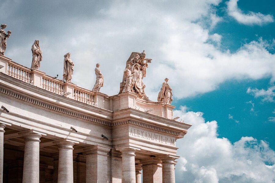 Vatican City: Guided Tour of the Papal Audience - Why the Wednesday Papal Audience Feels Personal in St. Peter’s Square