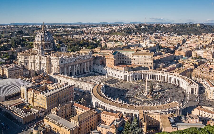 Vatican City: Vatican Museum and Sistine Chapel Guided Tours - Gregorian Egyptian Museum, tapestries, and the Gallery of Maps
