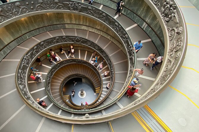 Vatican Early Tour: Museums & Sistine Chapel Guided Tour - 8:30 a.m. start: the real value of early entry at the Vatican