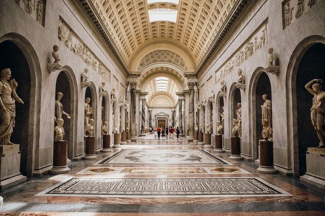 Vatican Museum and Sistine Chapel Skip-The-Line (Fast Entry) - Price and value: is $31.42 a smart move?