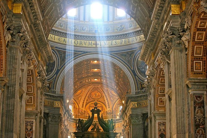 Vatican Museum, Sistine Chapel Tour with St Peter Basilica Access - Stop 1: The Sistine Chapel, face-to-face before opening time